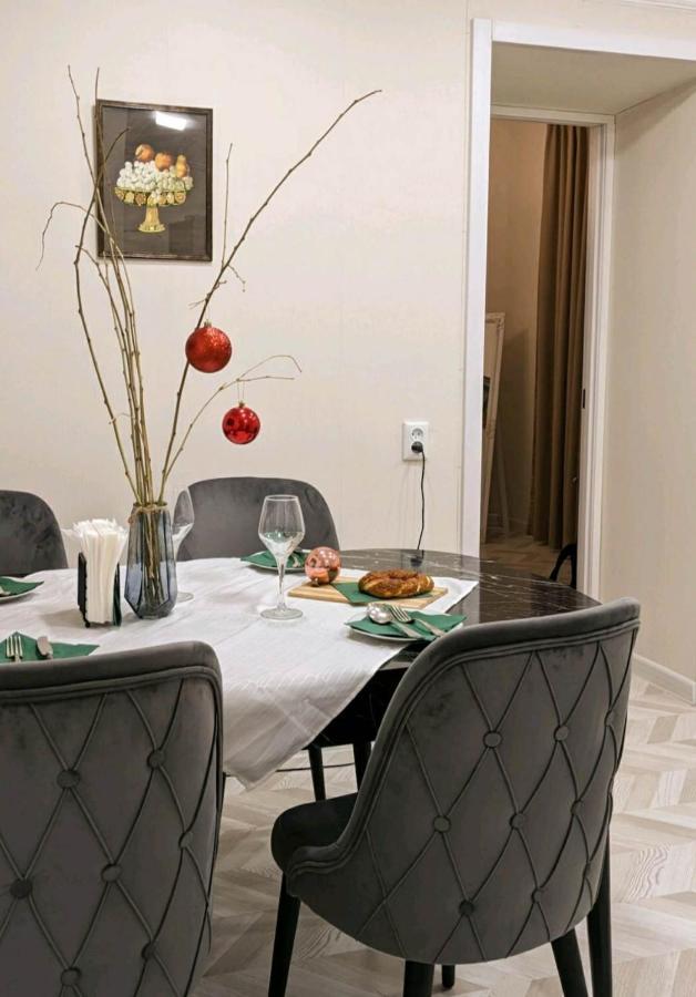 Old Town-Booking Apartment Τυφλίδα Εξωτερικό φωτογραφία
