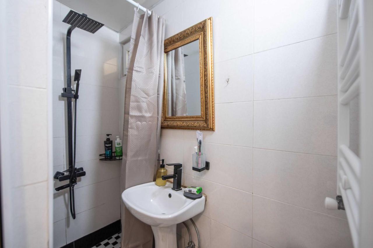 Old Town-Booking Apartment Τυφλίδα Εξωτερικό φωτογραφία